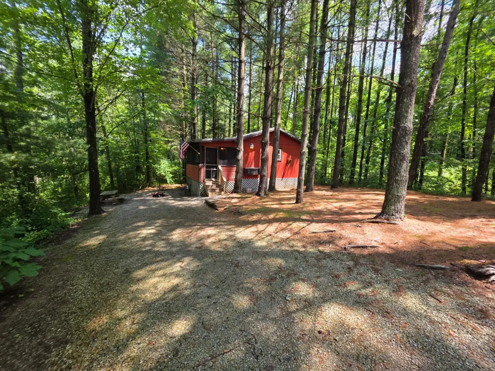 Cherokee Way cabin for anniversary stays at Avenwood Cabins